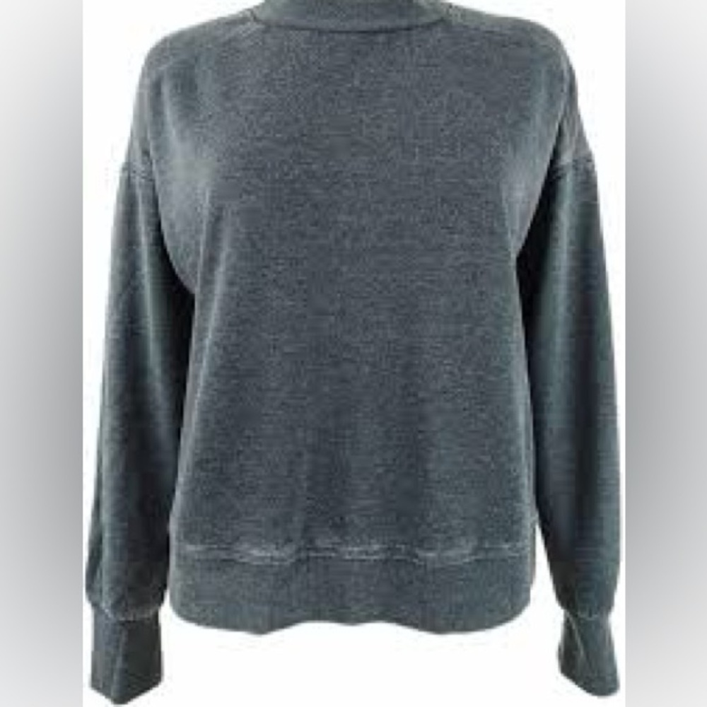 Hippie Rose crewneck sweatshirt size small gray like new super soft